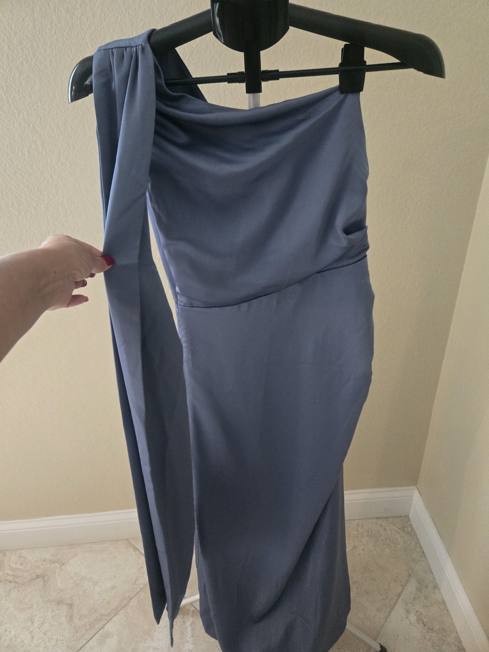 RIHOAS One-Shoulder Slate Blue Maxi Skirt